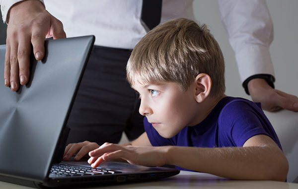 Gesundes Lernen moll Kinder Computer Laptop Ipad Lernen lesen moll, Gesundes Lernen, Kinderschreibtisch, mitmachender Kinderschreibtisch, Kinderdrehstuhl